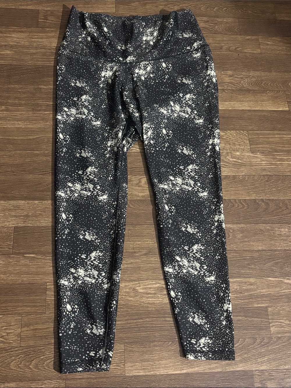 Black and White Printed Active Leggings